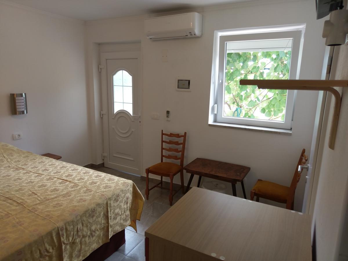 Mejak & Bordon Villa Sečovlje Exteriör bild